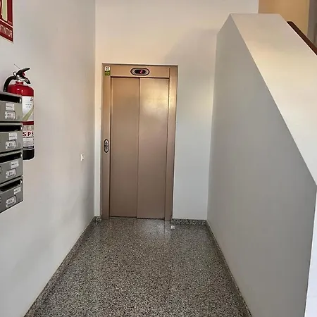 Melo Vecindario-near Airport-elevator-garage 公寓 *