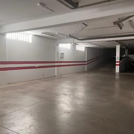 Melo Vecindario-near Airport-elevator-garage * Sardina